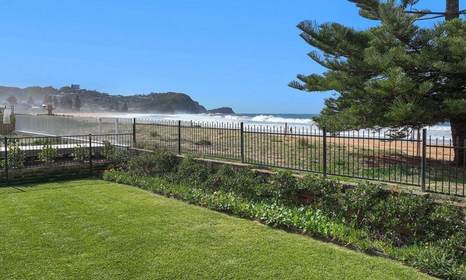Avoca Beach Apartamento | Avoca Beachfront Unit