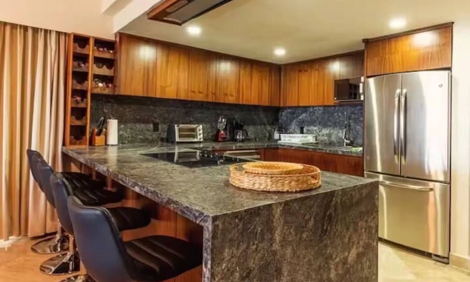 Marina Vallarta Apartamento | Vista al mar y servicio de hotel