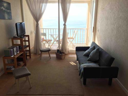 Caleta Horcon Apartamento | Ocean View Apartment in Family Complex