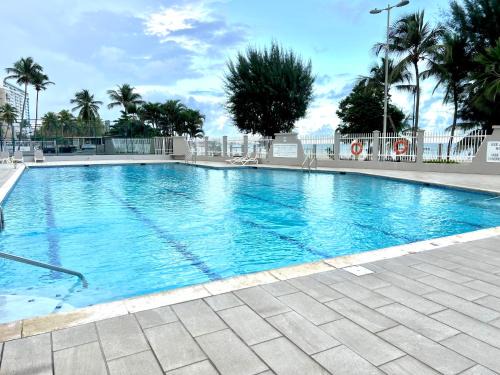 Isla Verde Apartamento | Ocean View apt on Isla Verde in a 14th floor