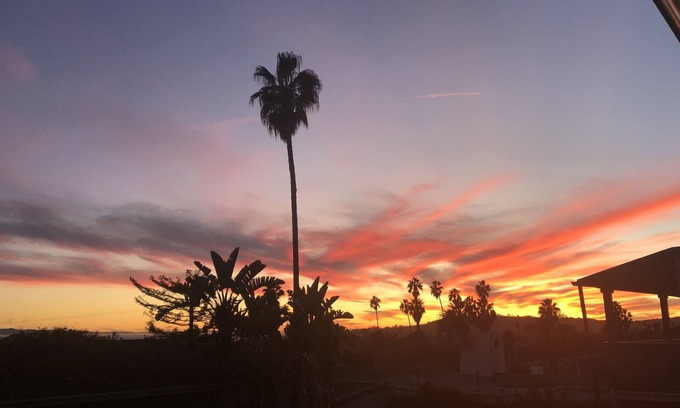 Eastside Cabaña | Ocean View Cottage