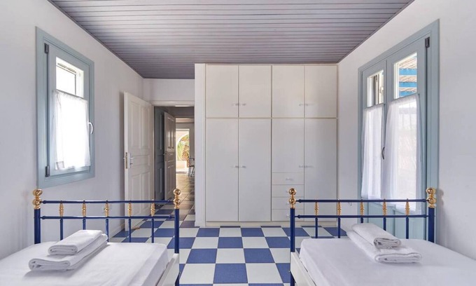 Santa Maria Casa | Ocean Villa in Paros