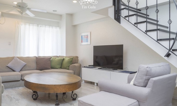 Onna Casa | Ocean Villa Tin Gala 201 ★ BBQ disponible ★ Beachside ★ WiFi gratis ★ Estacionamiento gratis