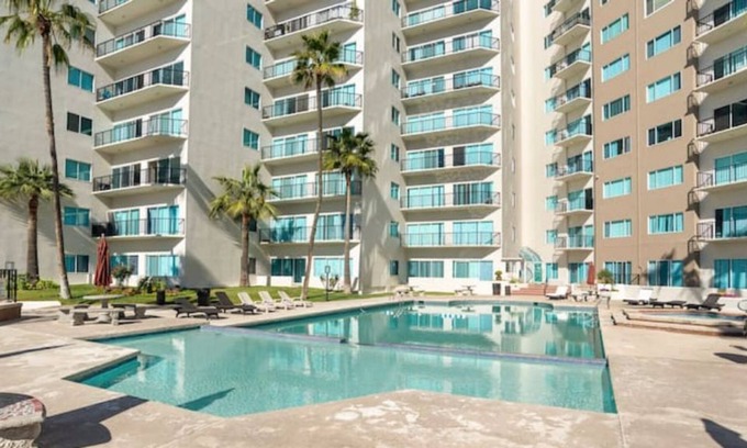 Centro Playas Casa | Oceana Casa del Mar 1st floor Beach Condo