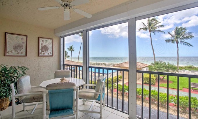 Bonita Springs Apartamento | Oceanfront Bonita Springs Condo with Pool Access!