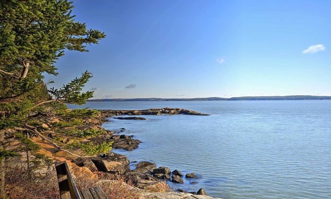 Milbridge Cabaña | Oceanfront Cottage en 2 Acres - 4 millas de la ciudad!