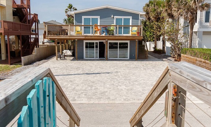 New Smyrna Beach Casa | Casa frente al mar (planta baja) 2 dormitorios / 2 baños