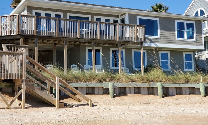 South Ponte Vedra Beach Casa | Casa frente al mar con playa privada, patio y sala de juegos
