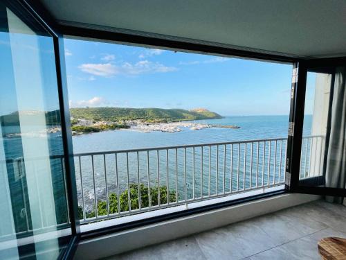 Sardinera Casa | Oceanfront Oasis - Panoramic Views & Marina Access