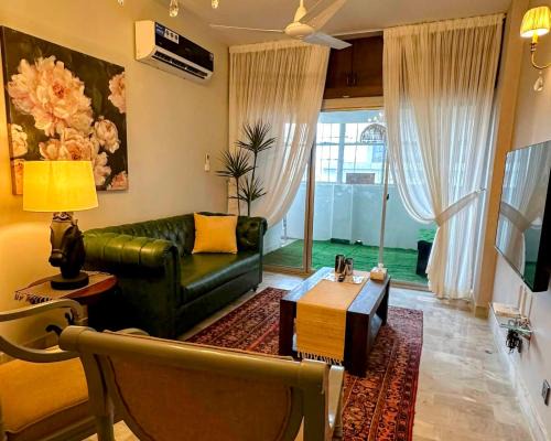 Clifton Apartamento | Oceanfront Oasis - Steps to Dolmen Mall