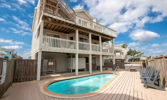 Corolla Casa | OCEANFRONT, Priv Pool, Hot Tub -CP16, Sea You Soon
