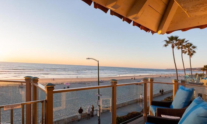 South Mission Beach Casa | Oceanfront, two-level condo with stunning view, decks, fast WiFi & fireplace