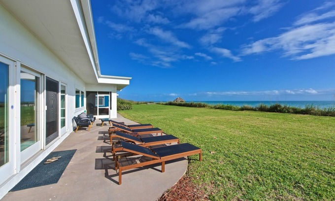 Rossers Casa | Casa frente al mar en la costa espacial