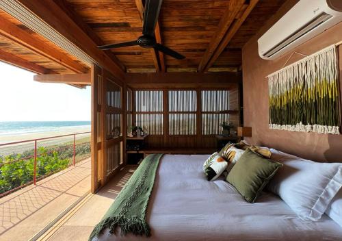 Barra de Colotepec Villa | Oceanfront Villa in Puerto Escondido, exclusive, Spectacular sunsets!