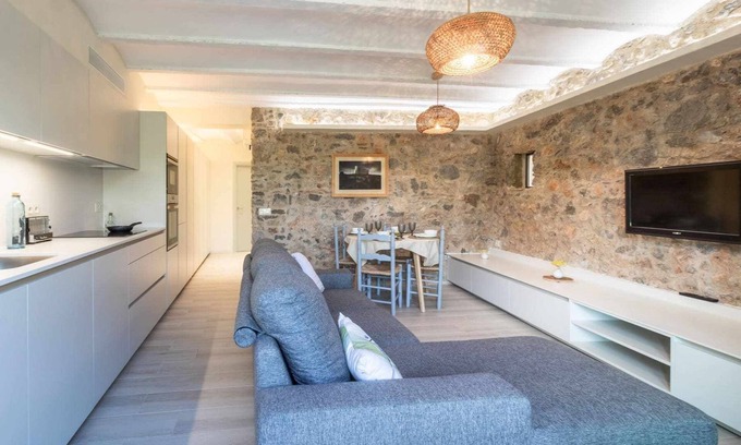 Sobrestany Apartamento | Ocells de Montgri- apartamento rural en el Empordà