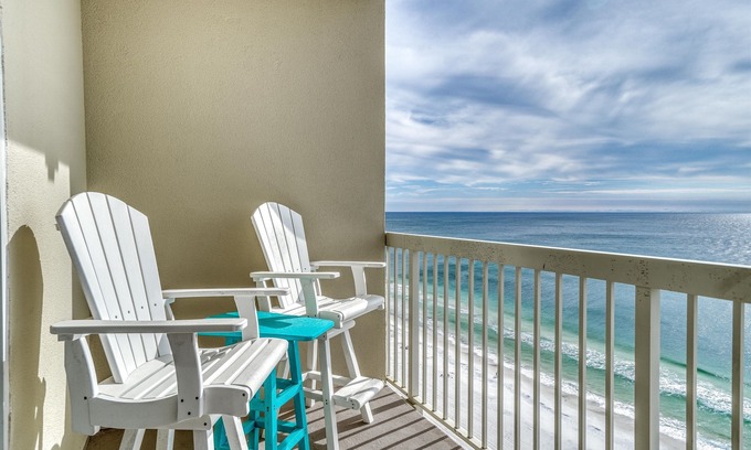 Miramar Beach Complejo | Oct/Nov Specials! Beautiful views!