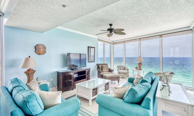 West Panama City Beach Complejo | Sept 29 - Oct 4th open! Specials! Gorgeous Corner Views!