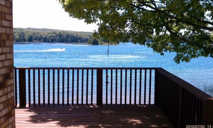 Atlanta Casa | Off the beaten path! 4 bedroom lakefront home