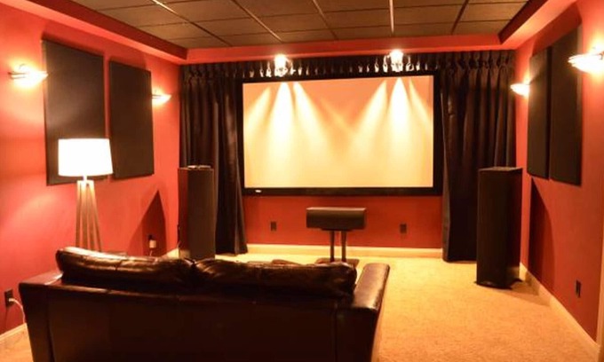 Creve Coeur Casa | 6 BR, actualizado, sala de cine en Creve Coeur (largo plazo OK)