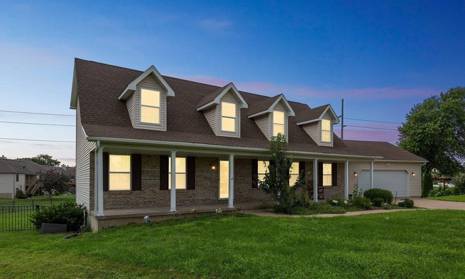 Oglesby Casa | Oglesby Vacation Home 6 Bedroom Home