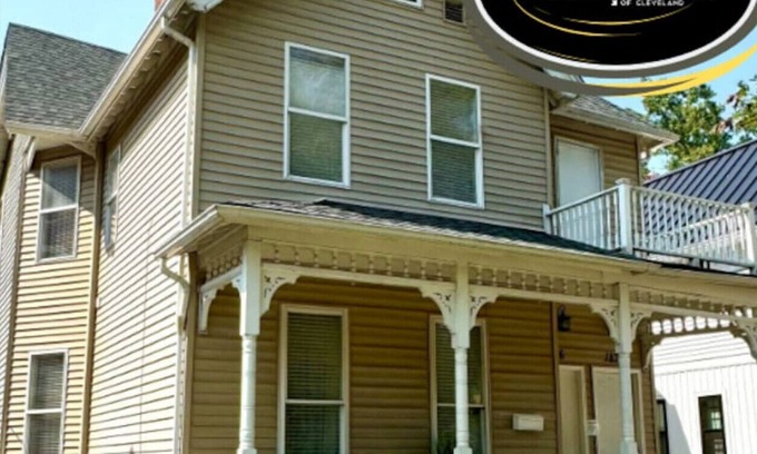 Detroit - Shoreway Casa | Ohio City,Near Downtown, Rock Hall,Stadiums, Shops