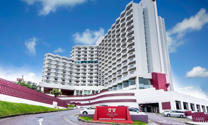 Yogi Hotel | Okinawa Grand Mer Resort