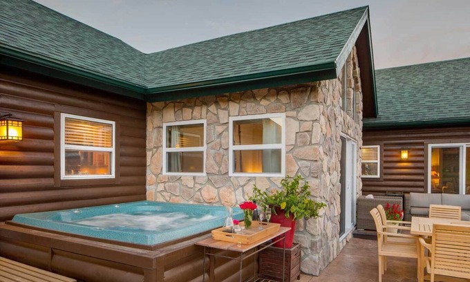 Camdenton Cabina | Antiguo Kinderhook Cottage Alquiler Incluyendo Cottage 22