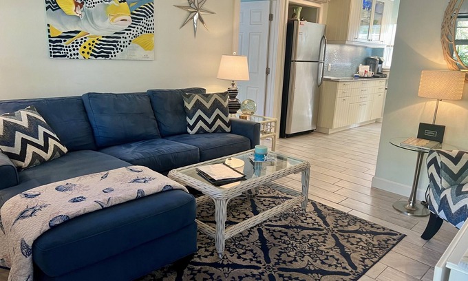 Historic Old Northeast Apartamento | Hermosa 1 hab con cocina de diseño completo en el noreste antiguo. ¡Camina al centro!