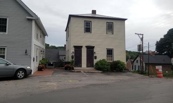 Hallowell Apartamento | Old School House