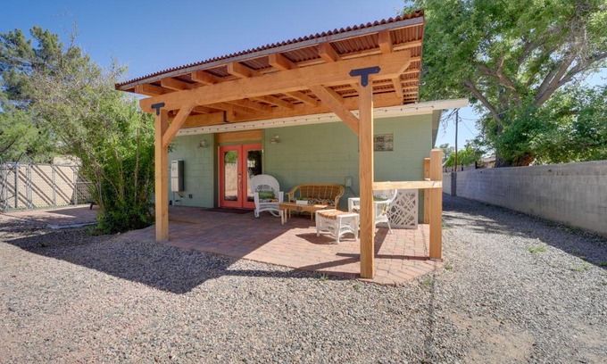 Cottonwood Casa | Old Town Cottonwood Cottage with Yard, Pets Welcome