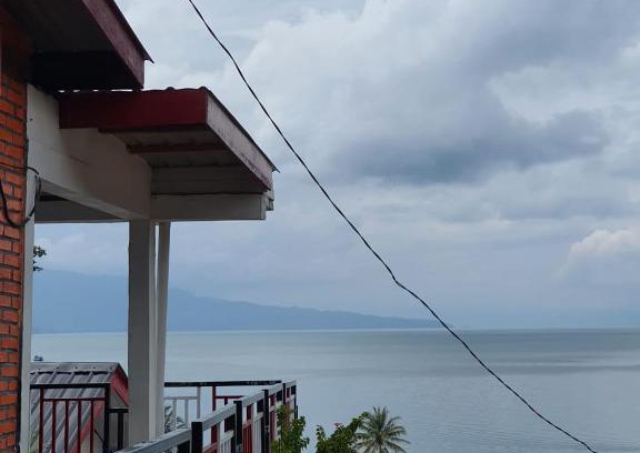 Parapat Casa | Oliver Homestay