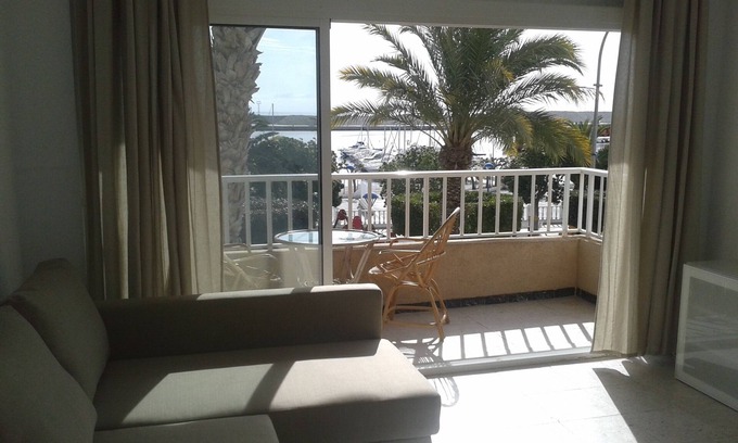 Garrucha Apartamento | Paseo Marítimo, vistas al puerto deportivo y mar, al lado de playas y comercios