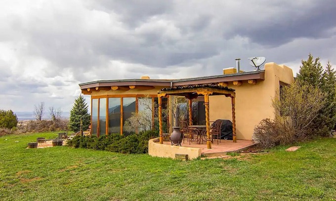 Arroyo Seco Casa | On the Farm - Taos Sunset Views and Night Skies