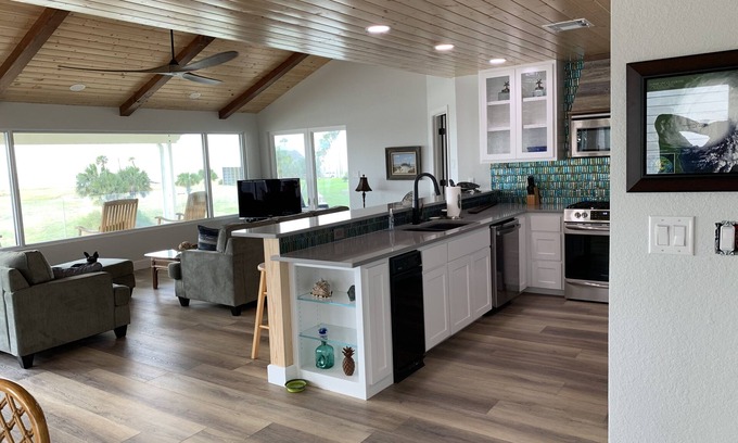 Port Alto Casa | ON THE WATER with the BEST VIEW IN PORT LAVACA PORT ALTO