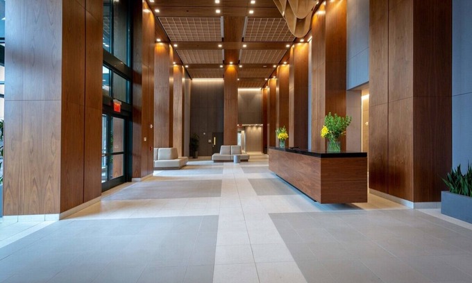 The Waterfront Apartamento | One bed room Posh apt City Views downtown Jersey City Gym, Swimming pool