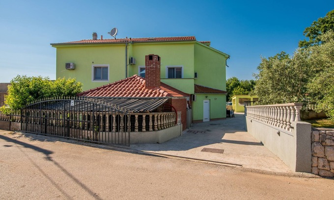 Milovcici Apartamento | Apartamento de una habitación con un balcon Milovcici, Krk (A-19308-a)