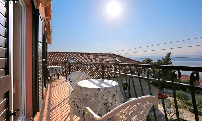 Stanici Apartamento | Apartamento de una habitación con balcón y vista al mar Stanici, Omis (A-1027-a)