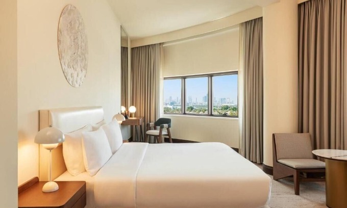 Garhoud Casa | One Bedroom Near Gigico Metro station By Luxury Bookings
