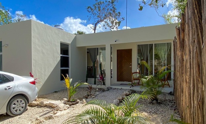 Chemuyil Casa | One Bedroom Villa 10 min to the beach with a private pool!