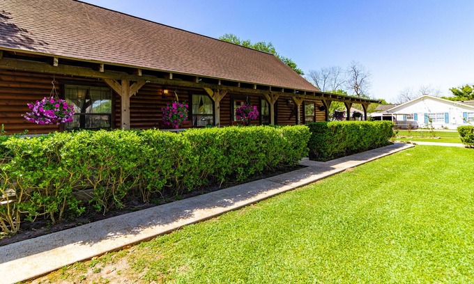 Pasadena Cabina | One of the few Cabins in the area!