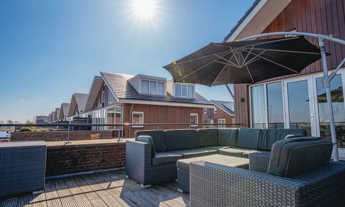 Municipality of Uitgeest Apartamento | Oostergeest 2 by Interhome