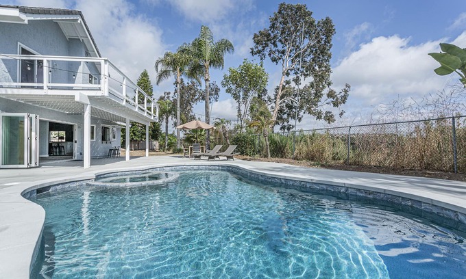 Aviara Casa | OPEN 10-14 to 17! Pool, Spa, Pets Ok, Remodeled Beachy Lagoon Getaway!