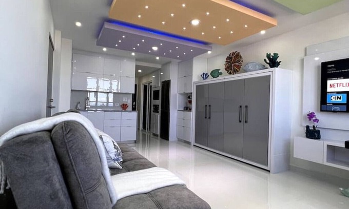 Isla Grande Condominio | Opulent Studio - Centric Location & Stunning View