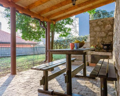 Orahovac Casa | Orahovac Stone House