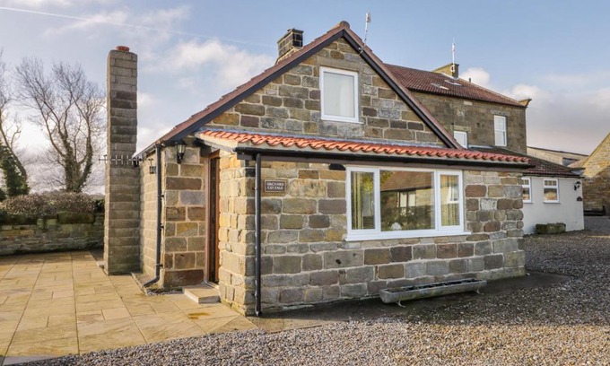 Fylingdales Casa | Orchard Cottage