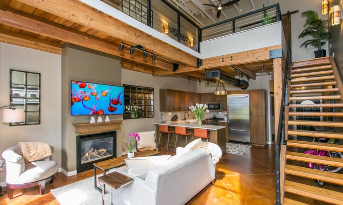 Orenco Station Condominio | Loft Ejecutivo de la Estación Orenco