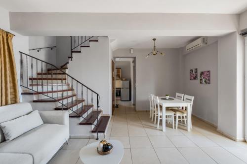 Kato Stalos Apartamento | Orion Star