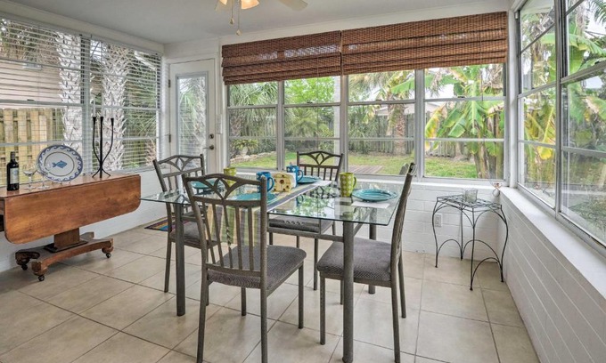 Seaside Homes Casa | Ormond Beach Home with Yard, 1 Block to Beach!