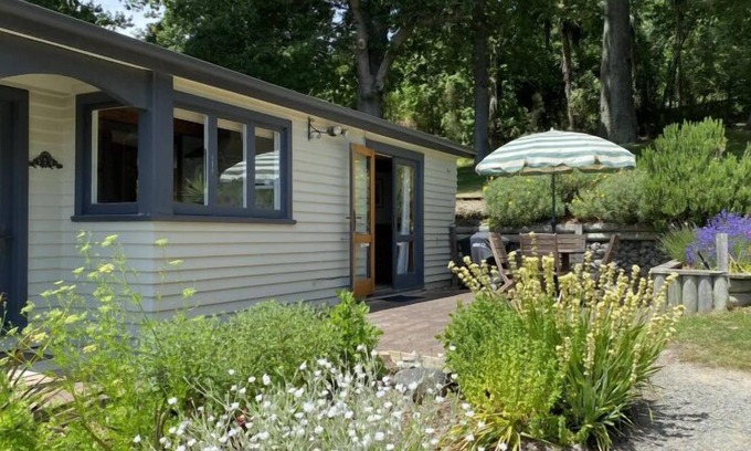 Tai Tapu Apartamento | Otahuna Hideaway-Secluded and private 1 bedroom cottage