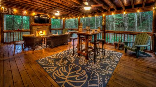 Foxfire Estates Casa | Our Blue Heaven